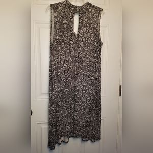 Context (Lord and Taylor) black and white dress 1X